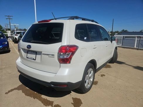 Used 2015 Subaru Forester 2.5i Premium w/ All-Weather Package AWD/4WD image 11