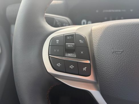 New 2026 Ford Explorer Active w/ Active Comfort Package AWD/4WD image 18