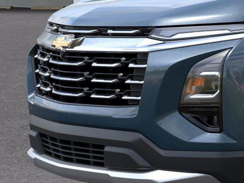 New 2026 Chevrolet Equinox LT image 13