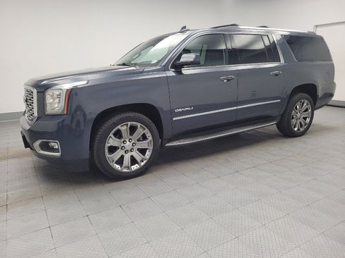 Used 2019 GMC Yukon XL Denali w/ Open Road Package AWD/4WD image 2