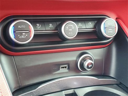 Used 2021 Alfa Romeo Stelvio Sprint w/ Nero Edizione image 24