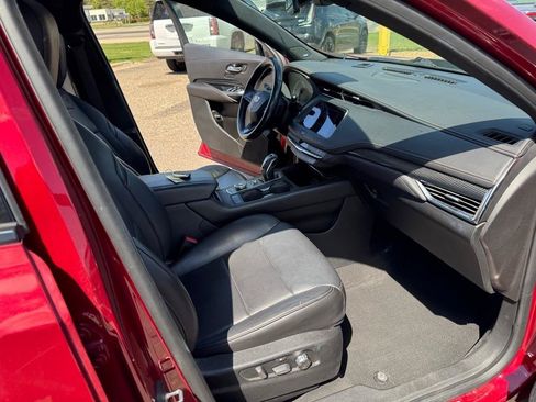 Used 2019 Cadillac XT4 Sport AWD/4WD image 29