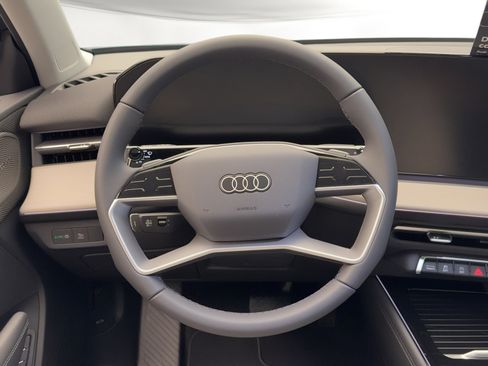 New 2026 Audi Q3 quattro 2.0T AWD/4WD image 19