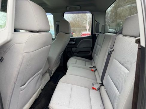 Used 2017 Chevrolet Silverado 1500 Custom w/ Custom Convenience Package image 19