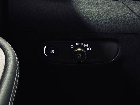 Used 2024 Buick Encore GX Preferred FWD image 27