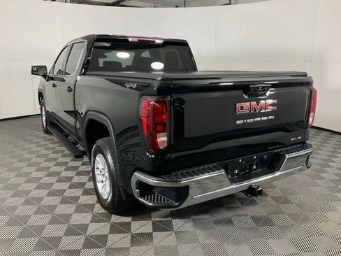 Used 2024 GMC Sierra 1500 SLE AWD/4WD image 4
