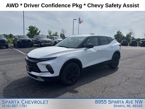 Used 2023 Chevrolet Blazer LT w/ Driver Confidence Package AWD/4WD image 7