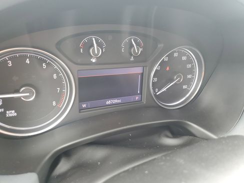 Used 2022 Buick Enclave Essence w/ Sport Touring Edition FWD image 20