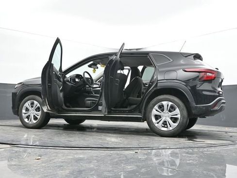 Used 2024 Chevrolet Trax LS image 65