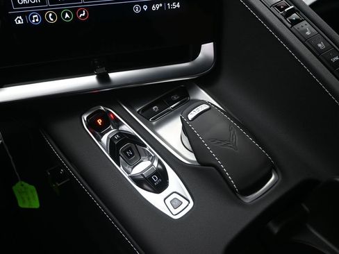 Used 2023 Chevrolet Corvette Stingray Preferred Cpe w/ Z51 Performance Package RWD image 19