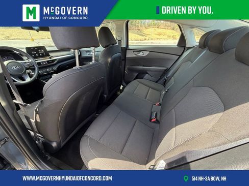 Used 2021 Kia Forte LXS FWD image 11