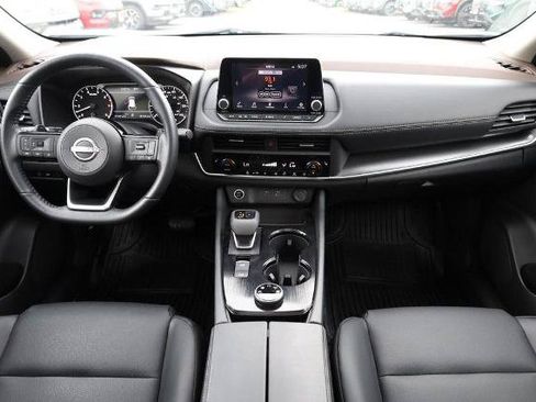Used 2023 Nissan Rogue SV w/ SV Premium B Package AWD/4WD image 25