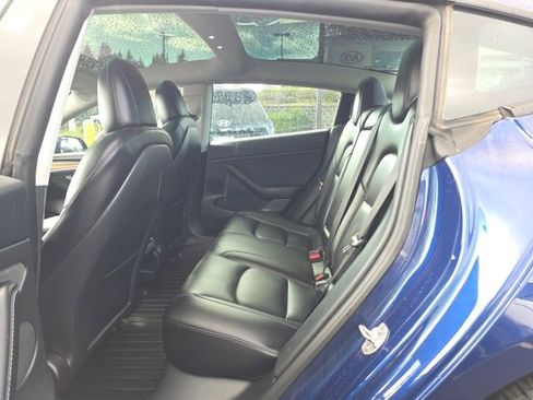 Used 2023 Tesla Model 3 Standard Range image 21