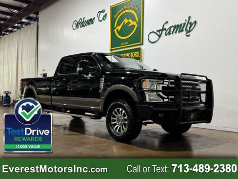 Used 2022 Ford F350 Lariat w/ Lariat Value Package AWD/4WD image 1