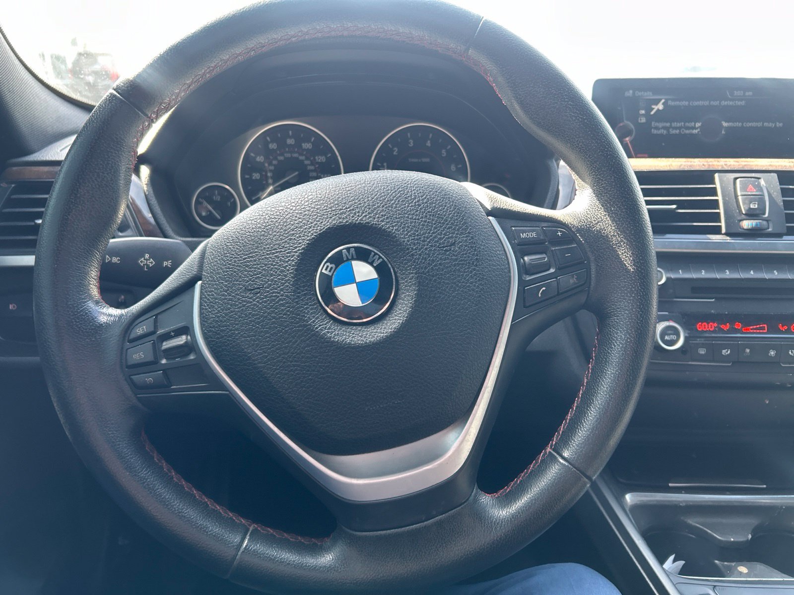 Used 2015 BMW 328i xDrive Sedan AWD/4WD image 12