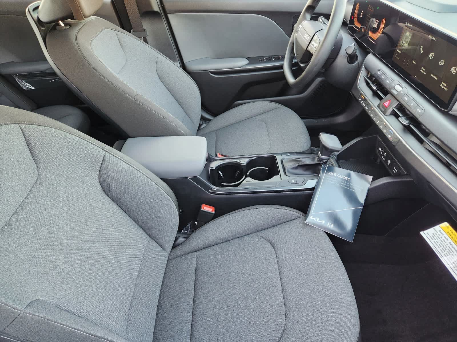 Certified 2025 Kia K4 FWD image 12
