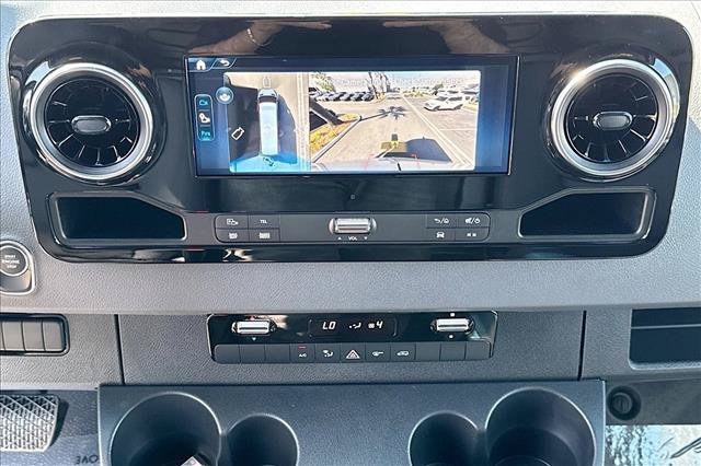 New 2026 Mercedes-Benz Sprinter 2500 image 13