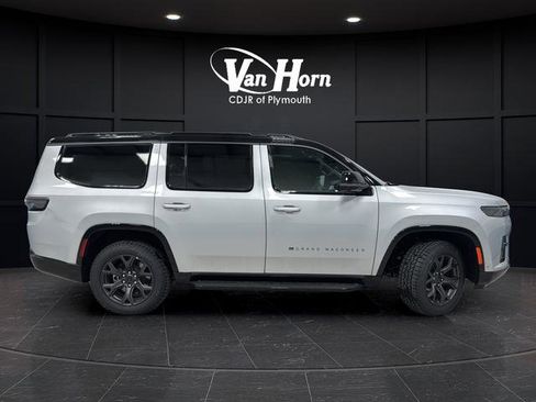 New 2026 Jeep Grand Wagoneer 4WD image 2