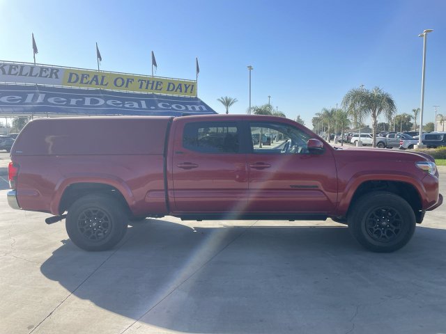 Used 2022 Toyota Tacoma SR5 w/ Black Out Package (TMS) RWD image 9