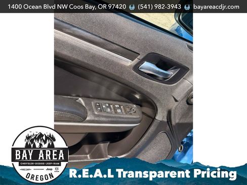 Used 2022 Chrysler 300 Touring L RWD image 12