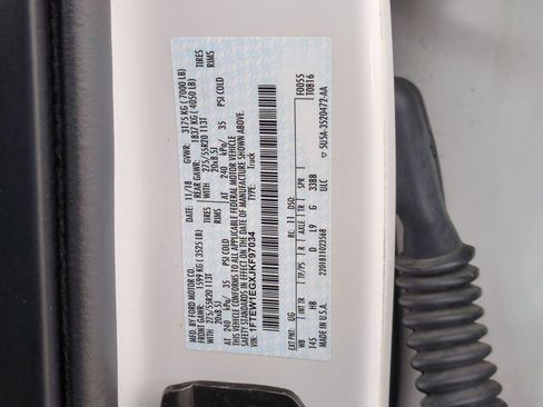 Used 2018 Ford F150 Lariat w/ Equipment Group 502A Luxury image 29