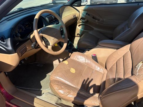 Used 1998 Ford Mustang GT RWD image 10