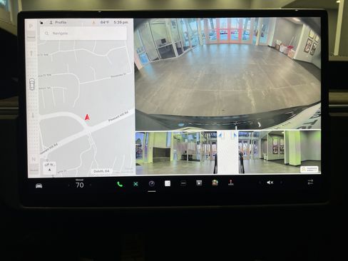 Used 2022 Tesla Model S image 28