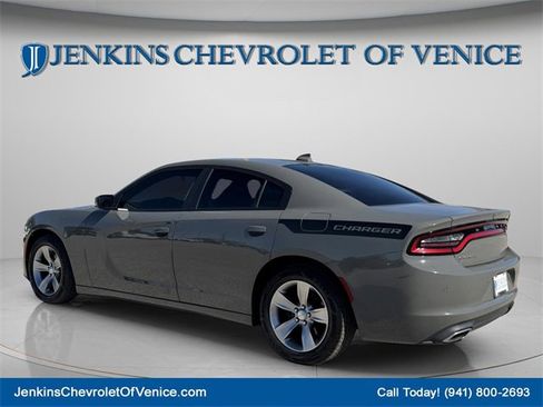 Used 2018 Dodge Charger SXT Plus image 6