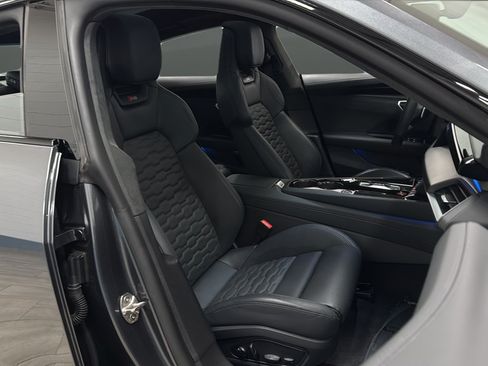 Used 2024 Audi RS e-tron GT w/ Carbon Performance Package AWD/4WD image 23
