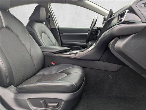 Used 2024 Toyota Camry XSE image 21