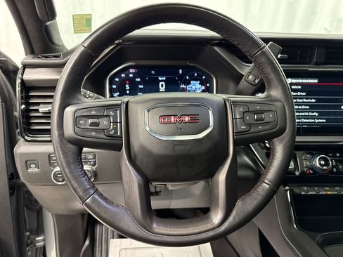 Used 2025 GMC Sierra 2500 AT4X image 22