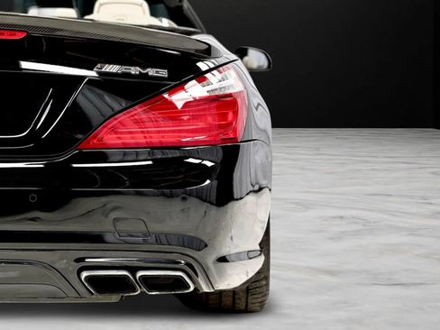 Used 2013 Mercedes-Benz SL 63 AMG image 23