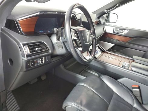 Used 2023 Lincoln Navigator Reserve AWD/4WD image 20