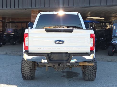Used 2019 Ford F250 XLT image 7