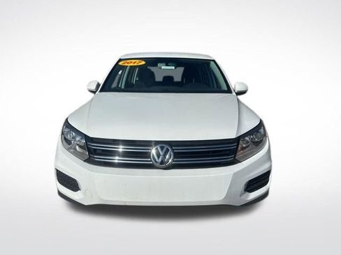 Used 2017 Volkswagen Tiguan Limited image 8