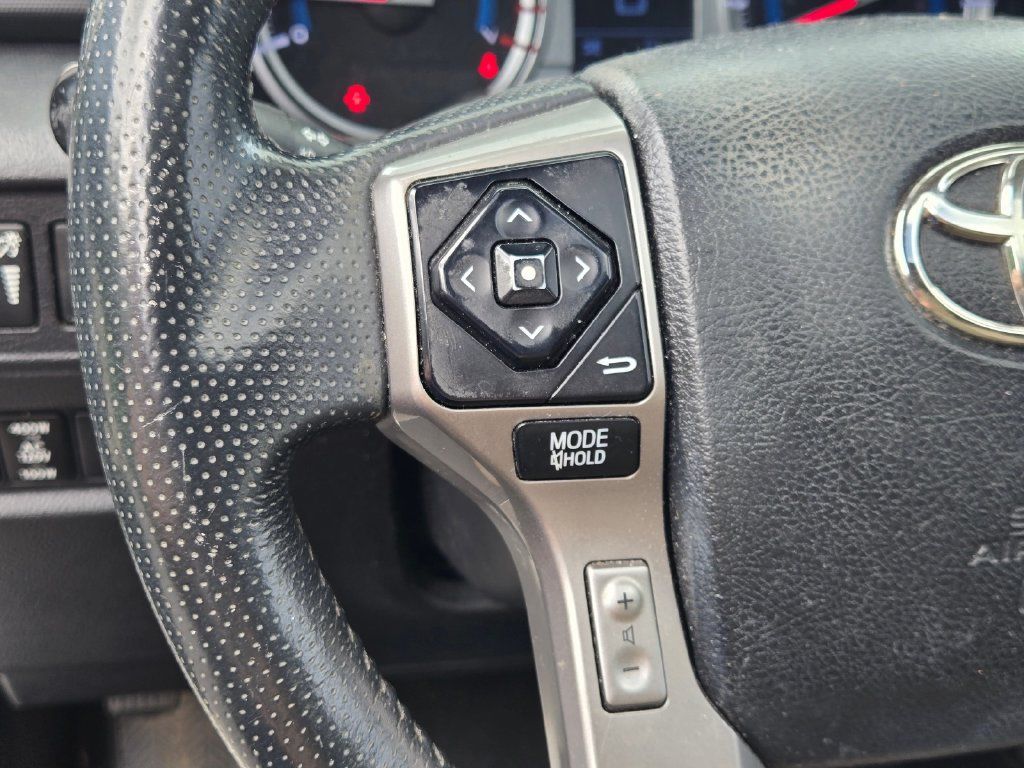 Used 2016 Toyota 4Runner Limited AWD/4WD image 24