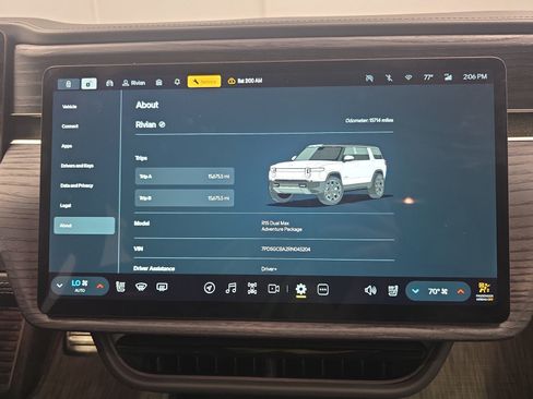 Used 2024 Rivian R1S Adventure AWD/4WD image 29