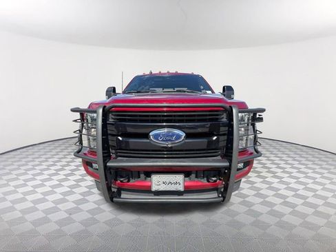 Used 2019 Ford F250 Lariat w/ Lariat Ultimate Package image 2