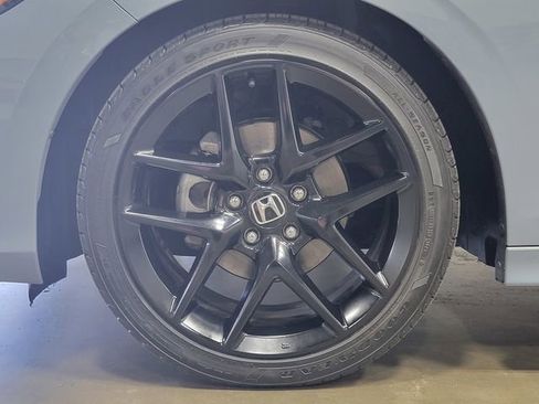 Used 2023 Honda Civic Sport image 10