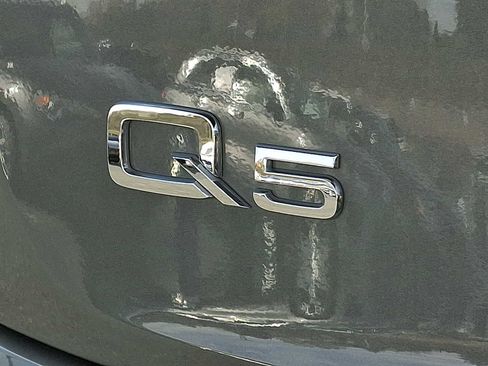 Used 2023 Audi Q5 2.0T Premium w/ Convenience Package image 30