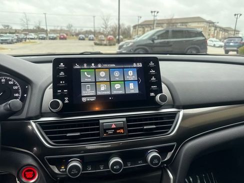 Used 2019 Honda Accord Sport image 14