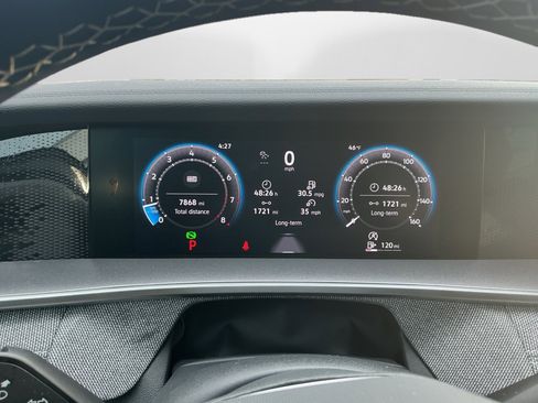 Certified 2025 Volkswagen Tiguan S image 14