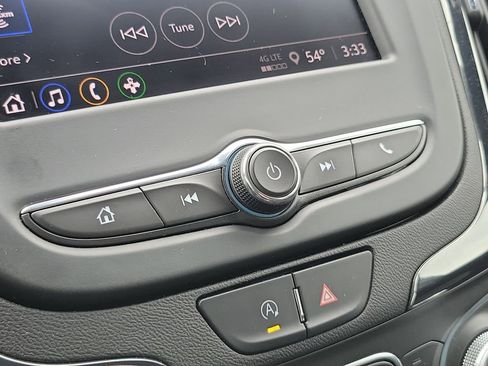 Used 2023 Chevrolet Equinox RS image 19