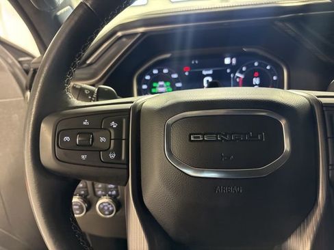 Used 2023 GMC Sierra 1500 Denali Ultimate image 10