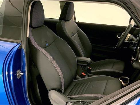 Certified 2025 MINI Cooper 2-Door Hardtop image 6