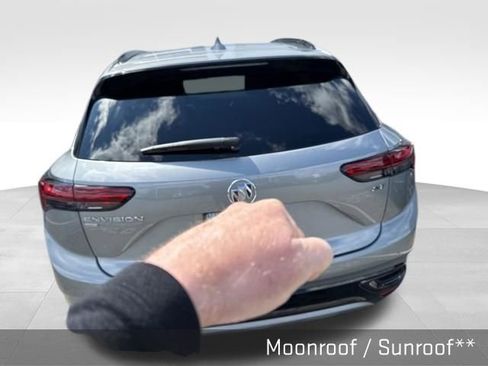 Used 2023 Buick Envision Essence w/ Technology Package I image 6