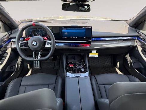 New 2027 BMW M5 Touring AWD/4WD image 10