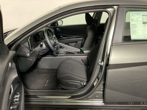 New 2026 Hyundai Elantra SE image 20