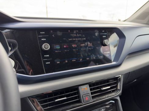 Used 2023 Volkswagen Taos SE image 20