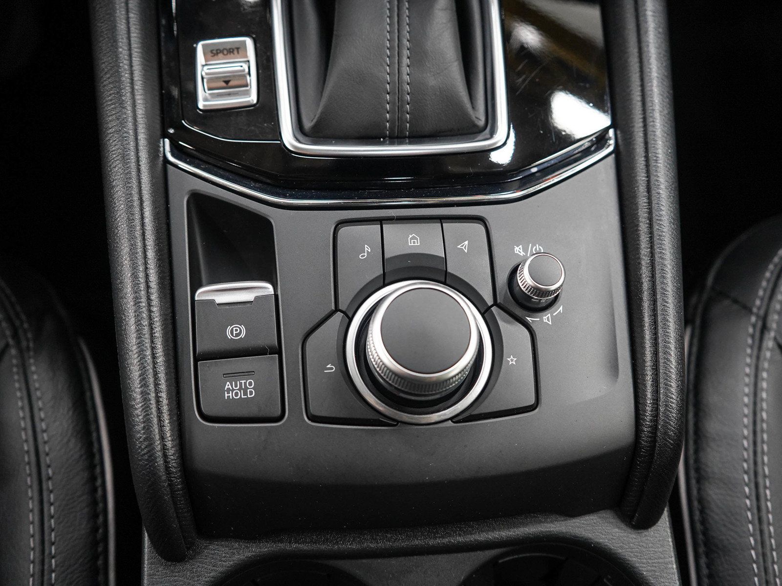 Used 2025 MAZDA CX-5 AWD 2.5 S w/ Preferred Package image 24